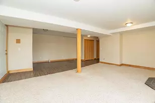 13800 W Valley Rd, East Dubuque, IL 61025 - Photo 21