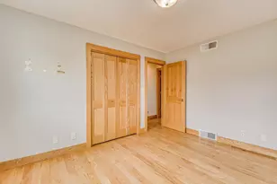 13800 W Valley Rd, East Dubuque, IL 61025 - Photo 11