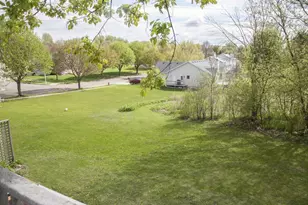819 Spellman St, Mount Horeb, WI 53572 - Photo 27