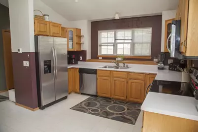 819 Spellman Street, Mount Horeb, WI 53572 - Photo 7