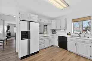 4389 Curry Ln, Windsor, WI 53598 - Photo 11