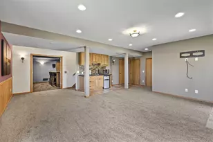 2934 Winter Park Pl, Madison, WI 53719 - Photo 29