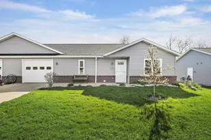 532 Plum Tree Dr, Janesville, WI 53536 - Photo 31