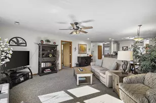 532 Plum Tree Dr, Janesville, WI 53536 - Photo 7