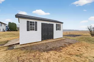 106 Dougherty Ct, Ridgeway, WI 53582 - Photo 37