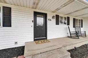 106 Dougherty Ct, Ridgeway, WI 53582 - Photo 3