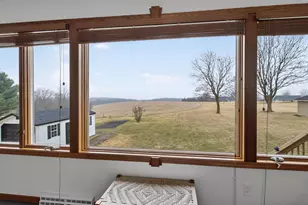 106 Dougherty Ct, Ridgeway, WI 53582 - Photo 7