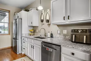 1028 20th St, Prairie Du Sac, WI 53578 - Photo 17