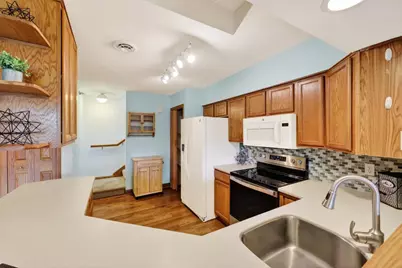 2896 Seminole Highway #7, Fitchburg, WI 53711 - Photo 15