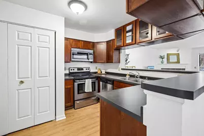 6 Captains Court #2, Madison, WI 53719 - Photo 3
