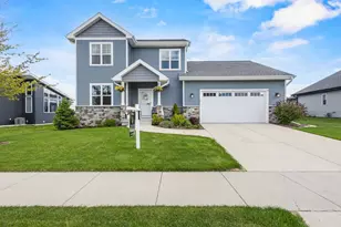 1317 Black Stallion Dr, Madison, WI 53718 - Photo 7