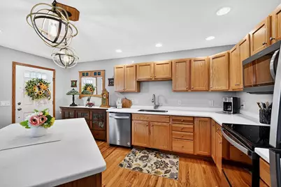 5124 Merwood Lane, Madison, WI 53718 - Photo 3