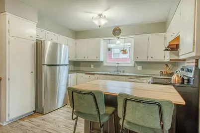 5104 Maher Avenue, Madison, WI 53716 - Photo 7
