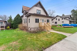2216 Monroe St, New Holstein, WI 53061 - Photo 5