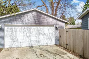 546 Orchard Dr, Madison, WI 53711 - Photo 37