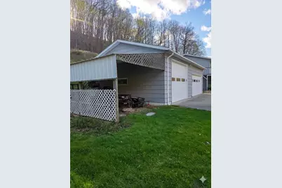 4811 Lynn Hollow Lane, Potosi,  53820 - Photo 5