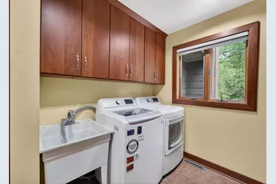 5 Wood Crest Court, Madison, WI 53705 - Photo 13