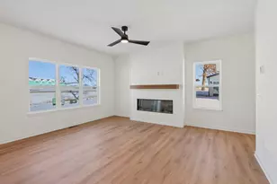 578 Buss Rd, Cottage Grove, WI 53527 - Photo 3