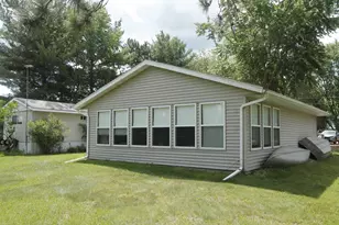 W1002 Laurie Ln, Montello, WI 53949 - Photo 23