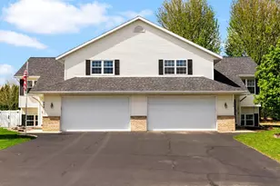556 Ronald Lee Cir, Rio, WI 53960 - Photo 7