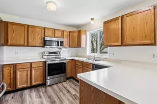 304 Hartford Cove, Waunakee, WI 53597 - Photo 9