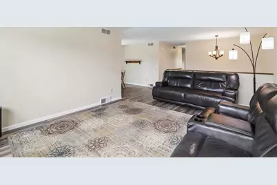 304 Hartford Cove, Waunakee, WI 53597 - Photo 7