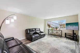 304 Hartford Cove, Waunakee, WI 53597 - Photo 5