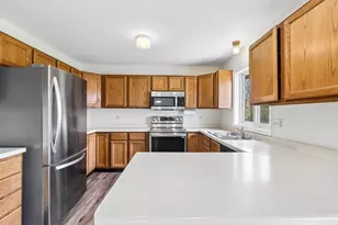 304 Hartford Cove, Waunakee, WI 53597 - Photo 11