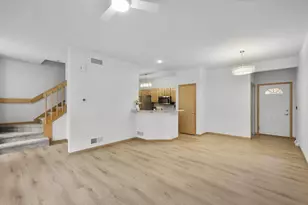 3154 Dorchester Way, Madison, WI 53719 - Photo 3