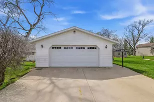 W3403 Orchard Ave, Green Lake, WI 54941 - Photo 11