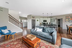 334 Basilica Pkwy, Verona, WI 53593 - Photo 9