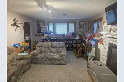 1470 Country Club Court, Platteville,  53818 - Photo 9