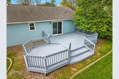 618 Robin Drive, Sun Prairie, WI 53590 - Photo 3