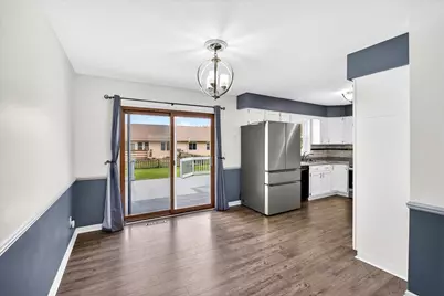 618 Robin Drive, Sun Prairie, WI 53590 - Photo 9
