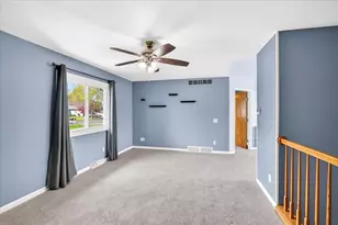 618 Robin Dr, Sun Prairie, WI 53590 - Photo 19