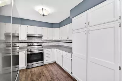 618 Robin Drive, Sun Prairie, WI 53590 - Photo 11