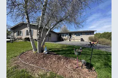 218 Ryan Street, Lodi, WI 53555 - Photo 3