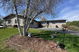 218 Ryan St, Lodi, WI 53555 - Photo 3