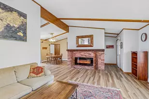4614 Hamlet Pl, Madison, WI 53714 - Photo 7