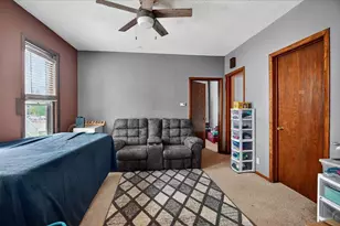 1913 E Washington Ave, Madison, WI 53704 - Photo 11
