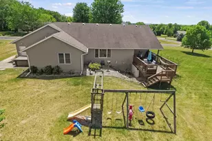 13072 W Woodworth Dr, Janesville, WI 53536 - Photo 11