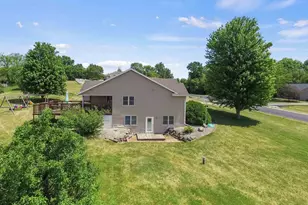 13072 W Woodworth Dr, Janesville, WI 53536 - Photo 9