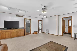 5138 E County Rd S, Beloit, WI 53511 - Photo 39