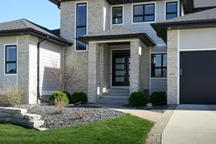 4917 Breakers Rock Rd, Middleton, WI 53597 - Photo 3