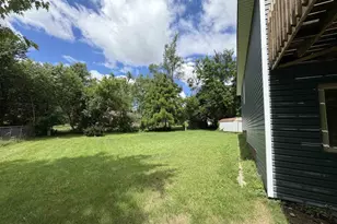 W196 Tulip Dr, Genoa City, WI 53128 - Photo 27