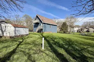 W196 Tulip Dr, Genoa City, WI 53128 - Photo 41