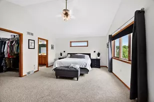 705 Stonefield Way, Mount Horeb, WI 53572 - Photo 23