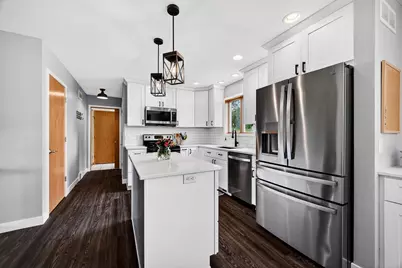 705 Stonefield Way, Mount Horeb, WI 53572 - Photo 15