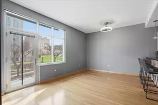 309 W Washington Ave, Madison, WI 53703 - Photo 11