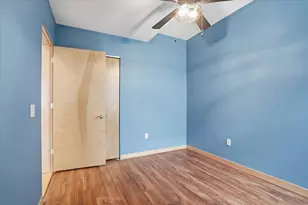 309 W Washington Ave, Madison, WI 53703 - Photo 15